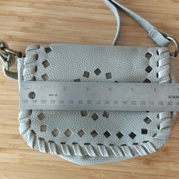 Mossimo Grey Diecut Mini Crossbody Purse - Picture 10 of 10